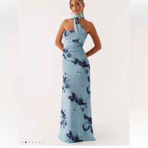 Elegant Blue Floral Halter Maxi Dress